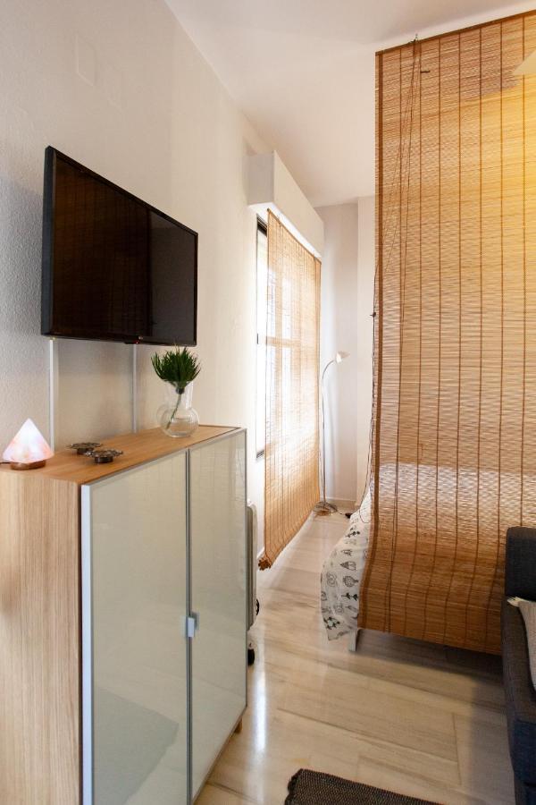 Pikis Apartment Center 1 Seville Ngoại thất bức ảnh